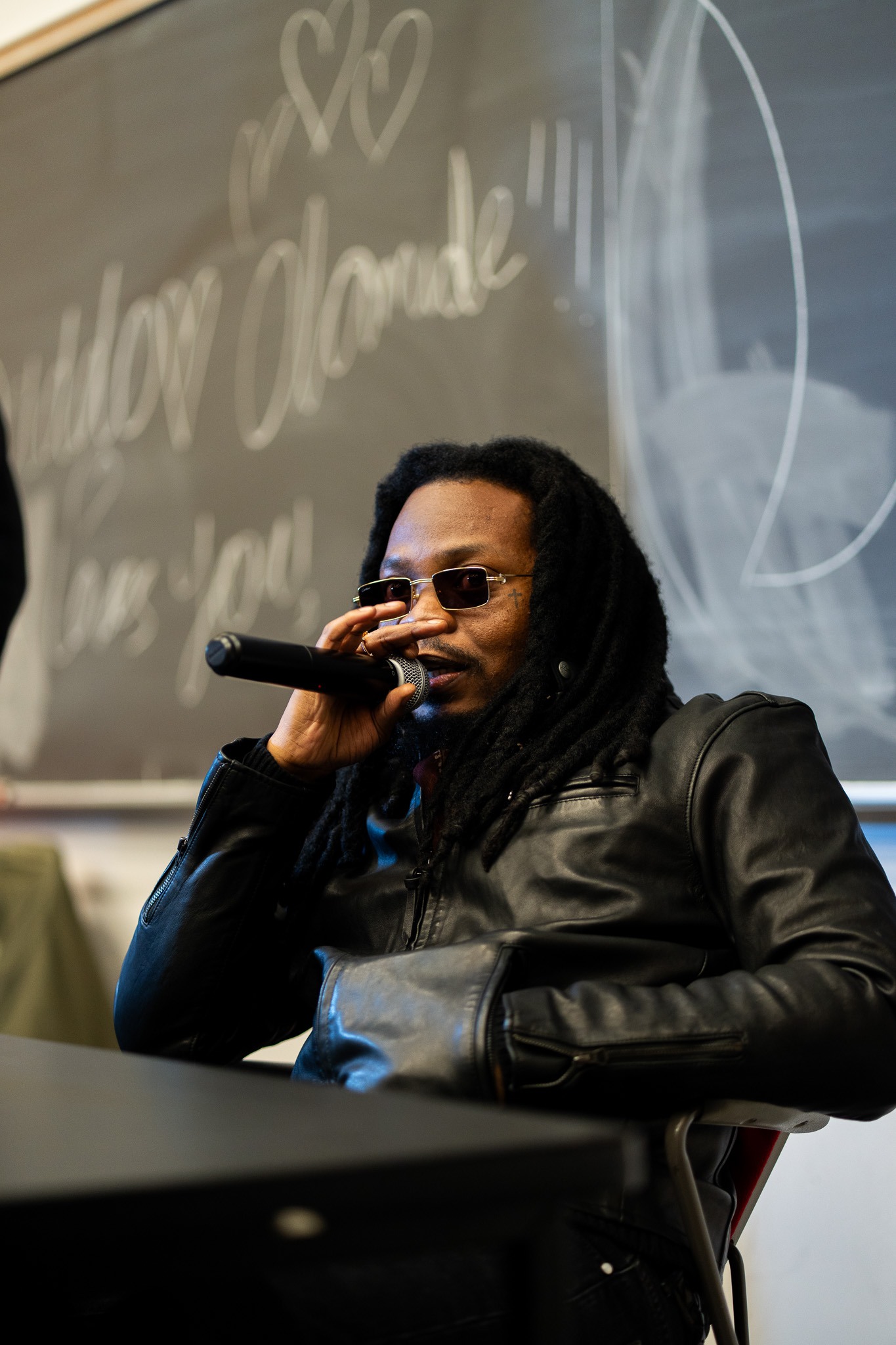 Portrait at an artist meet and greet